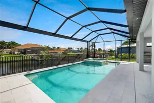 215 SW 37th Ln, Cape Coral, FL 33914 - Photo 7