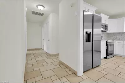 4301 New St, Fort Myers, FL 33905 - Photo 7