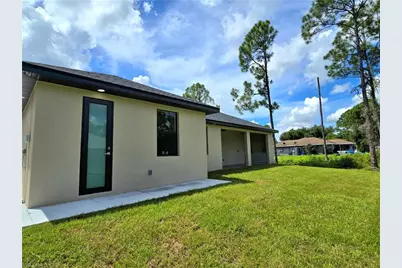 2606 43rd St W, Lehigh Acres, FL 33971 - Photo 31