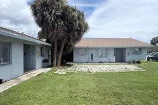 1017 SE 39th Terrace, Cape Coral, FL 33904 - Photo 1