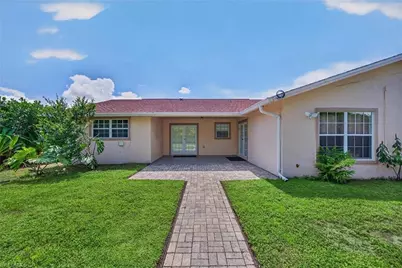 305 SE 27th Ter, Cape Coral, FL 33904 - Photo 35