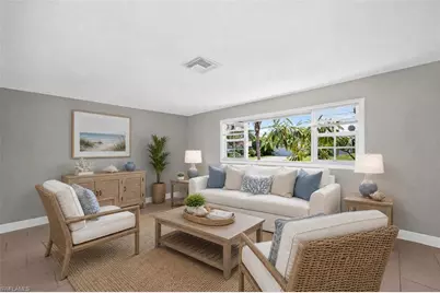 305 SE 27th Ter, Cape Coral, FL 33904 - Photo 5