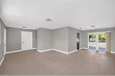 305 SE 27th Ter, Cape Coral, FL 33904 - Photo 9