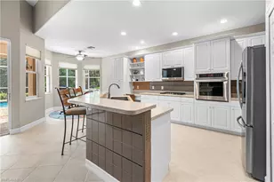 10512 Bella Vista Dr, Fort Myers, FL 33913 - Photo 11