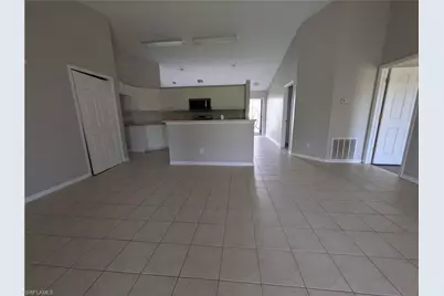 1725 NW 11th Ct, Cape Coral, FL 33993 - Photo 11