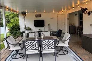 733 Arundel Cir, Fort Myers, FL 33913 - Photo 9