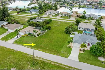 3223 SW 7th Ln, Cape Coral, FL 33991 - Photo 3
