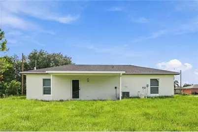 807 Casper Yost St E, Lehigh Acres, FL 33974 - Photo 7