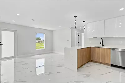 807 Casper Yost St E, Lehigh Acres, FL 33974 - Photo 17