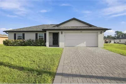 1615 NE 34th Ln, Cape Coral, FL 33909 - Photo 1