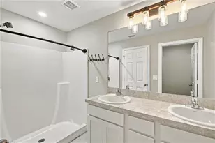 1615 NE 34th Ln, Cape Coral, FL 33909 - Photo 11