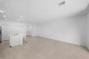 14191 Oviedo Pl, Fort Myers, FL 33905 - Photo 7