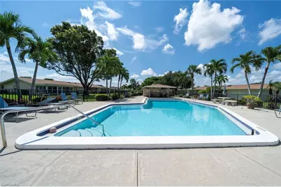 5586 Pendlewood Ln, Fort Myers, FL 33919 - Photo 29