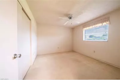 5586 Pendlewood Ln, Fort Myers, FL 33919 - Photo 17