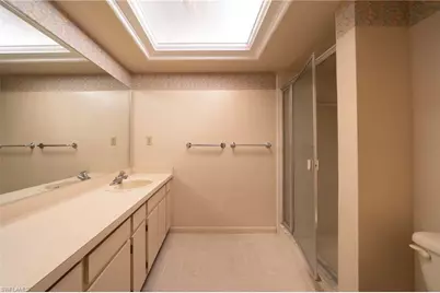 5586 Pendlewood Ln, Fort Myers, FL 33919 - Photo 15