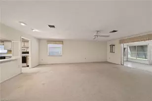 5586 Pendlewood Ln, Fort Myers, FL 33919 - Photo 9