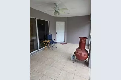 1025 Iris St E, Lehigh Acres, FL 33974 - Photo 11