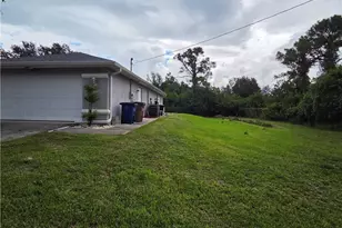 1025 Iris St E, Lehigh Acres, FL 33974 - Photo 9
