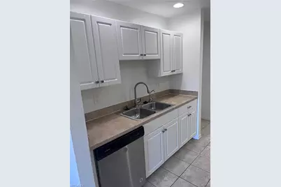 1066 Barnett St E, Lehigh Acres, FL 33974 - Photo 5