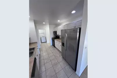 1066 Barnett St E, Lehigh Acres, FL 33974 - Photo 9