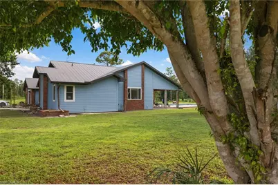 20401 Pearce St, North Fort Myers, FL 33917 - Photo 43