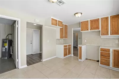 312 Hollywood St, Lehigh Acres, FL 33936 - Photo 21