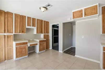 312 Hollywood St, Lehigh Acres, FL 33936 - Photo 23