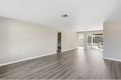 312 Hollywood St, Lehigh Acres, FL 33936 - Photo 17