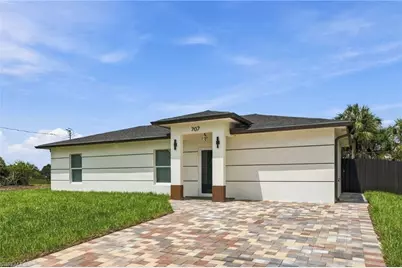 707 Sawyer St, Lehigh Acres, FL 33974 - Photo 3