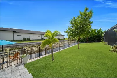 1412 SW 4th Ln, Cape Coral, FL 33991 - Photo 43