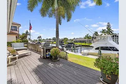 822 Cypress Lake Cir, Fort Myers, FL 33919 - Photo 31