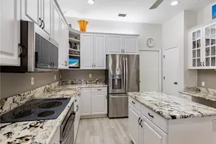 822 Cypress Lake Cir, Fort Myers, FL 33919 - Photo 17