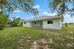 1121 NW 9th St, Cape Coral, FL 33993 - Photo 23