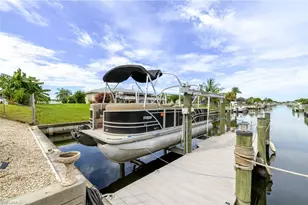 1520 SE 15th Pl, Cape Coral, FL 33990 - Photo 47