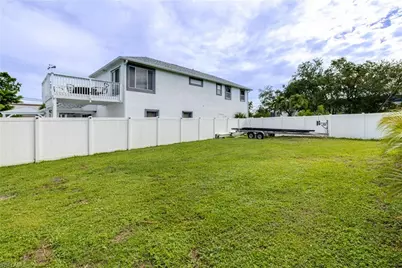 1520 SE 15th Pl, Cape Coral, FL 33990 - Photo 37
