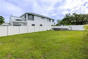 1520 SE 15th Pl, Cape Coral, FL 33990 - Photo 37