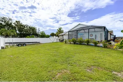 1520 SE 15th Pl, Cape Coral, FL 33990 - Photo 39