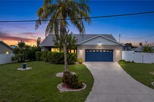 1520 SE 15th Pl, Cape Coral, FL 33990 - Photo 1
