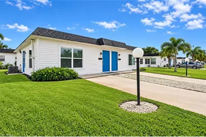 37 Hamlin Ct, Lehigh Acres, FL 33936 - Photo 11