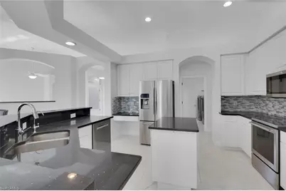 13717 Bald Cypress Cir, Fort Myers, FL 33907 - Photo 11