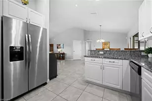 2217 SW 7th Pl, Cape Coral, FL 33991 - Photo 9