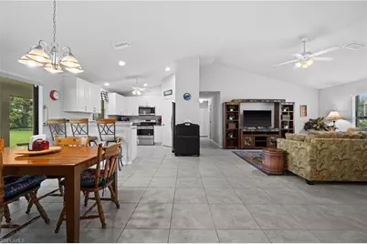 2217 SW 7th Pl, Cape Coral, FL 33991 - Photo 13