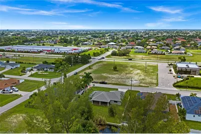 2217 SW 7th Pl, Cape Coral, FL 33991 - Photo 35