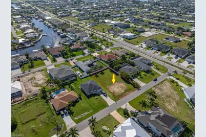 9 NW 38th Pl, Cape Coral, FL 33993 - Photo 7