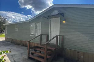 131 Oak Dr, Clewiston, FL 33440 - Photo 1