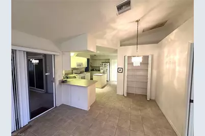 2409 Del Ray Pl, Lehigh Acres, FL 33936 - Photo 9