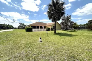 2409 Del Ray Pl, Lehigh Acres, FL 33936 - Photo 33
