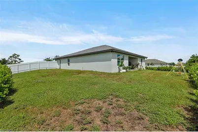 2003 NE 6th Ave, Cape Coral, FL 33909 - Photo 23