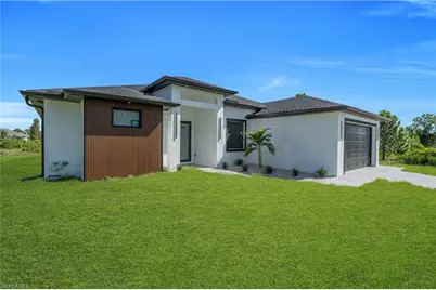 2810 42nd St W, Lehigh Acres, FL 33971 - Photo 7