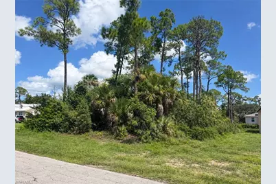 5018 N Rosebud Cir, Labelle, FL 33935 - Photo 3